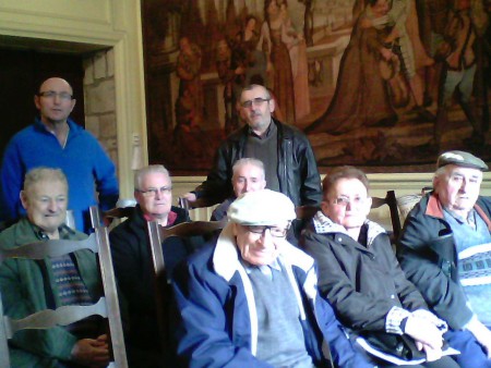 Les adhérents satilliens Une pensée à notre ami Camille qui nous a quitté (2e rang à gauche)